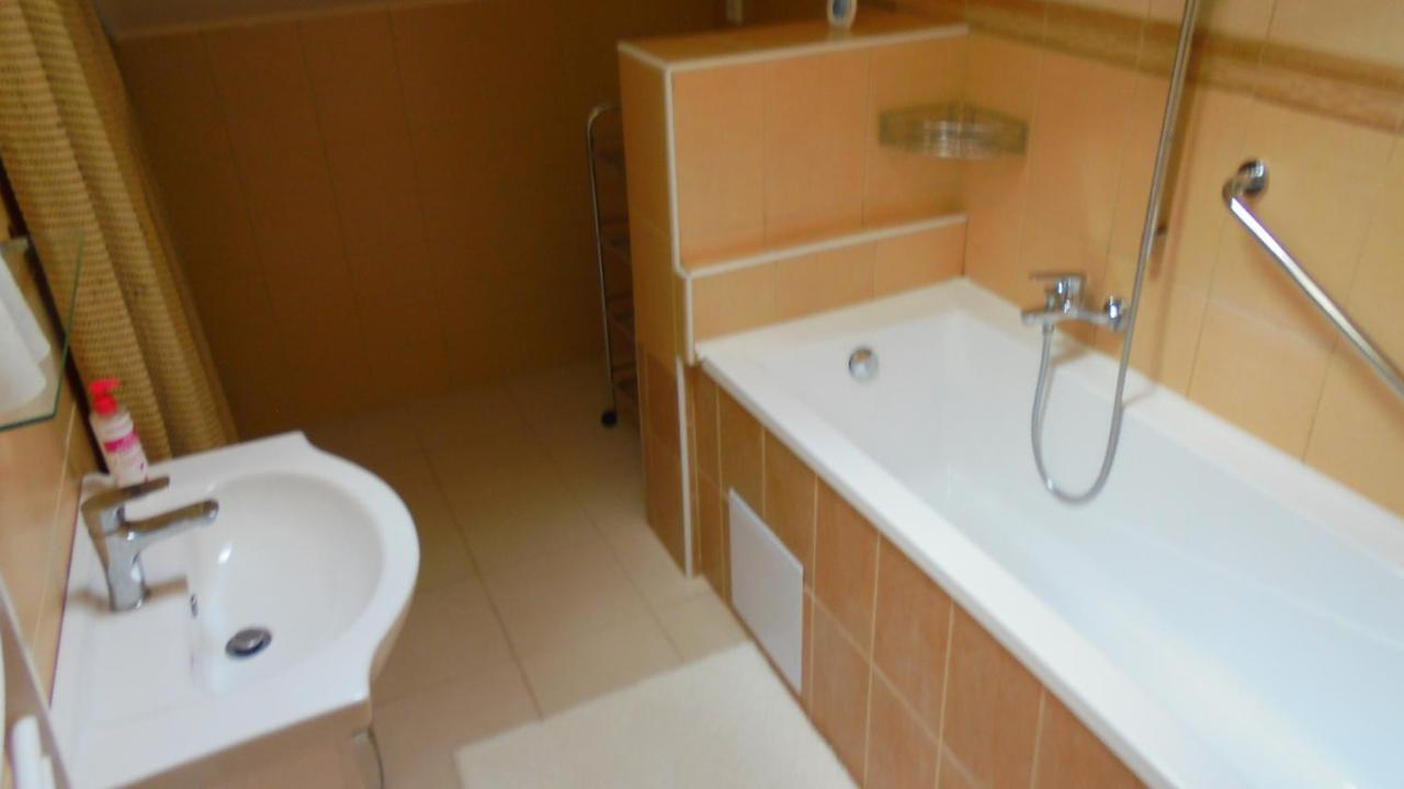 Apartman Aya Janov nad Nisou Luaran gambar