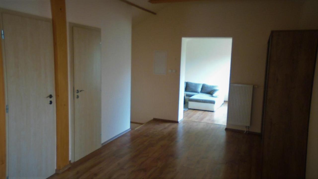Apartman Aya Janov nad Nisou Luaran gambar