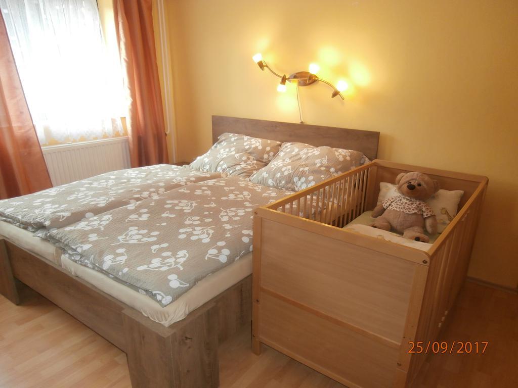 Apartman Aya Janov nad Nisou Luaran gambar