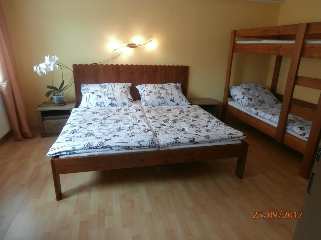 Apartman Aya Janov nad Nisou Luaran gambar